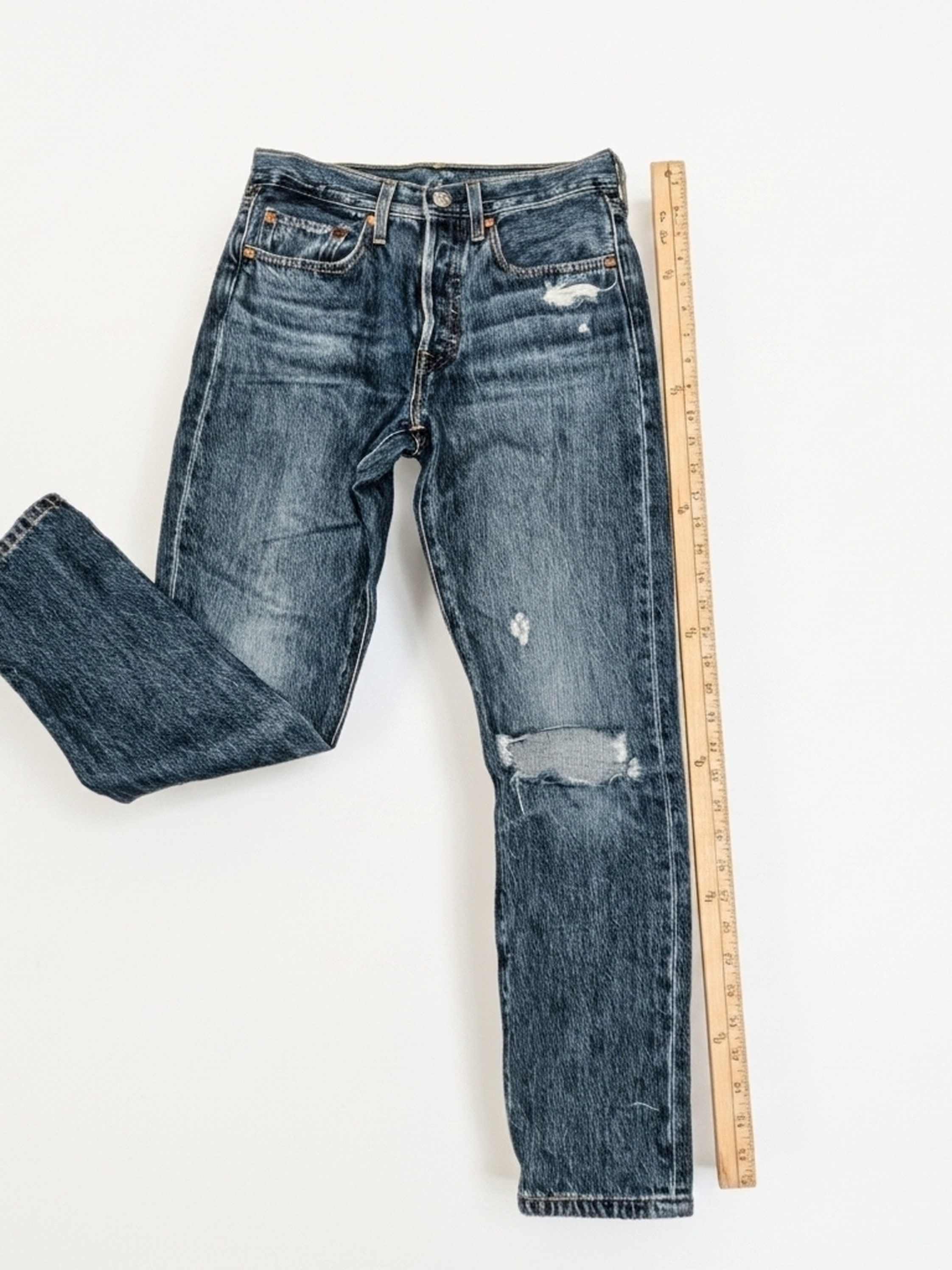 Levi's Straight Skinny Jeans In Dark Blue With Distressed Womens Size 4